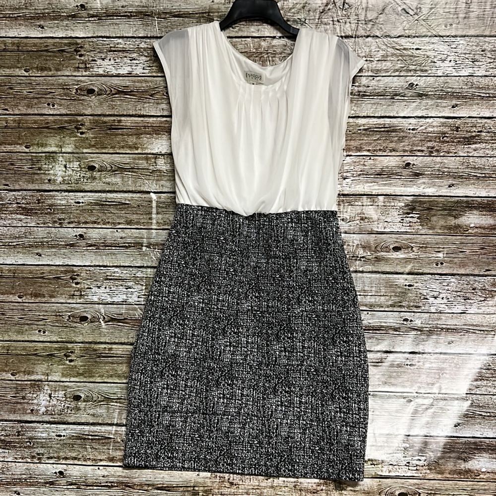 Enfocus Studio midi two tone dress